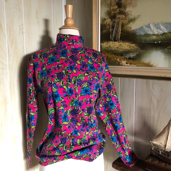 Vintage Tops - Vintage Bold Floral Turtleneck Shirt